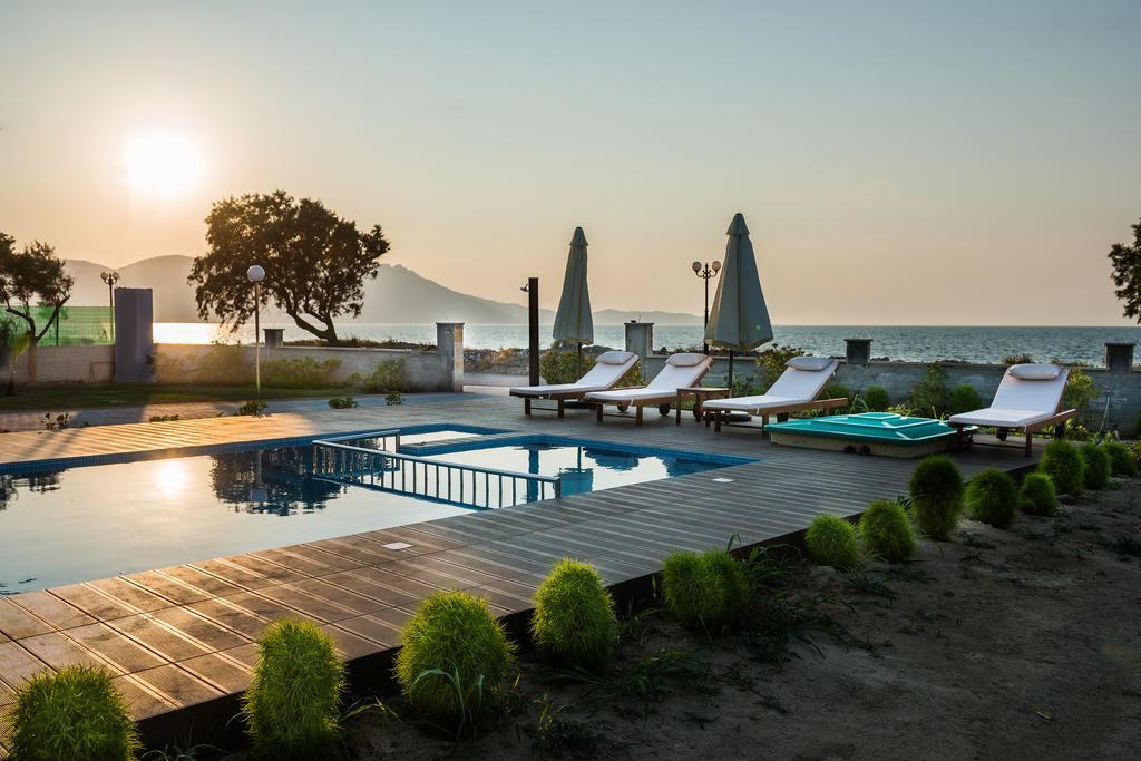 Niovi Seaside Suites Kíssamos Exterior foto